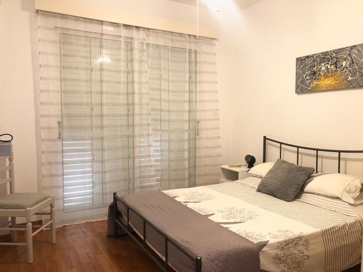 1 Bedroom Flat, Prime Location Near Sea, Sleeps 4 Limisso Esterno foto