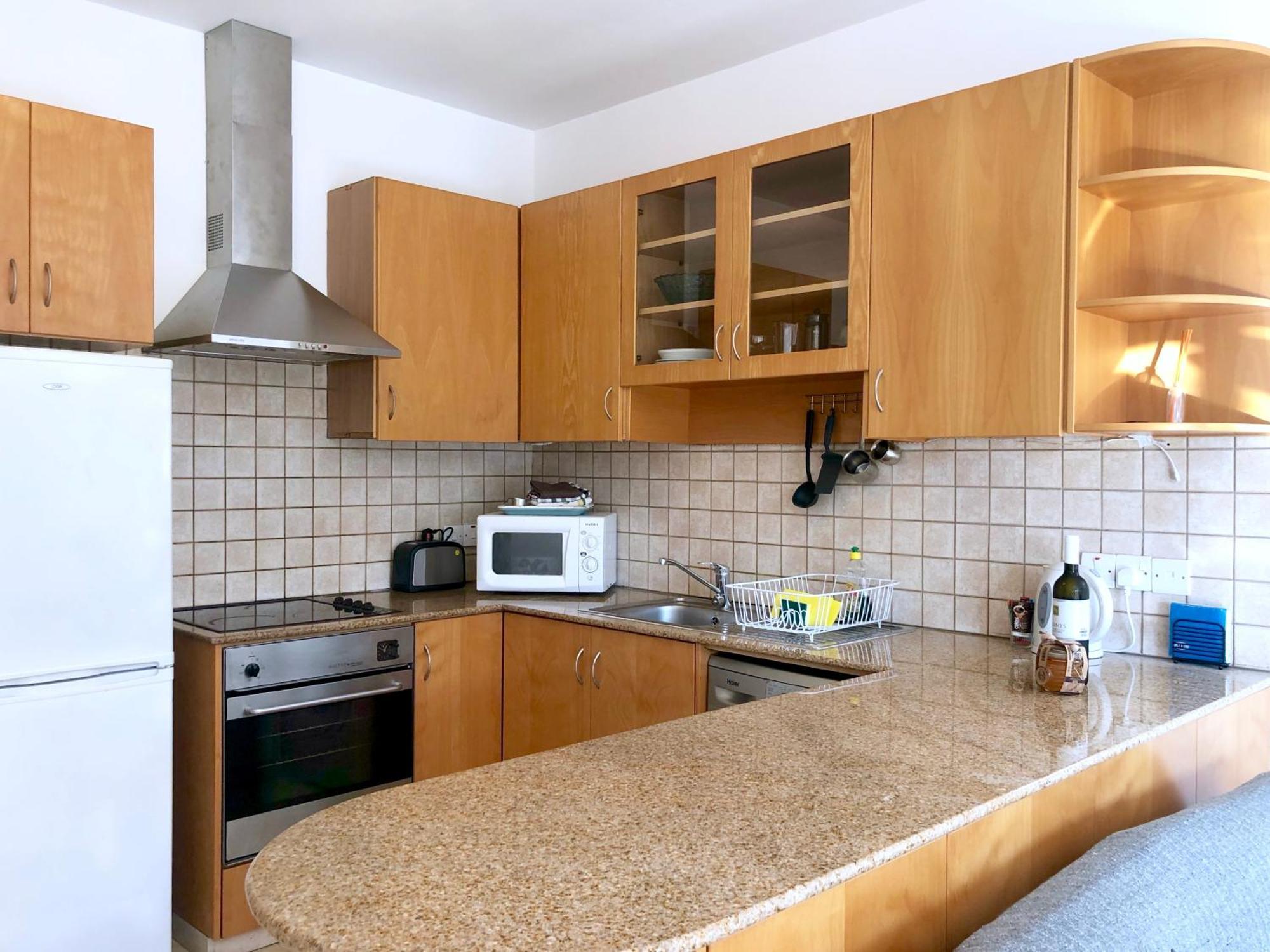 1 Bedroom Flat, Prime Location Near Sea, Sleeps 4 Limisso Esterno foto